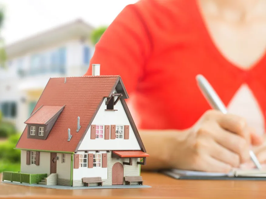 В каком банке брать ипотеку