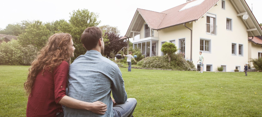 На каких земельных участках можно строить жилой дом: сравниваем ИЖС, ЛПХ и СНТ