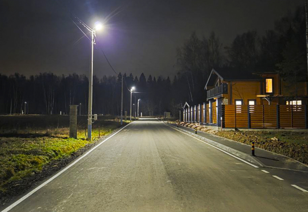 КП «Триумфальный»: смонтировано уличное освещение