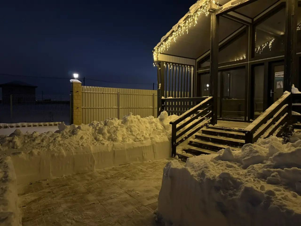 Уборка вокург дома на продажу в "Грибоедово" 