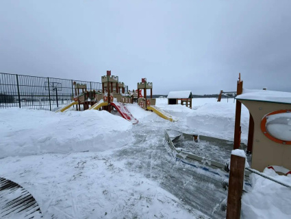 Чистота на игровых площадках «Нового Растуново»