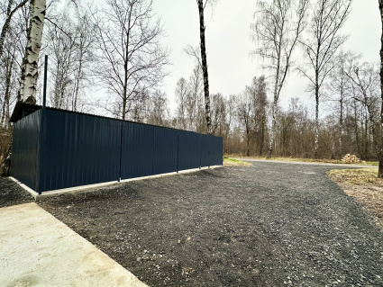 «Лесной Остров»: смонтирована контейнерная площадка